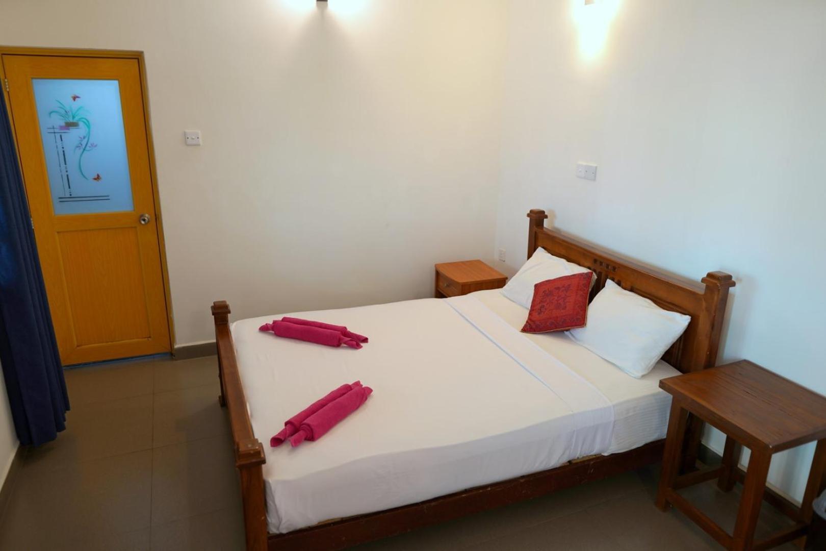 Pub Ceylon Hostel エッラ エクステリア 写真